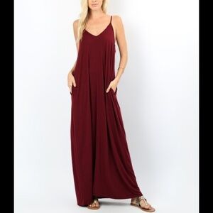 Long flowing maxi dress with pockets